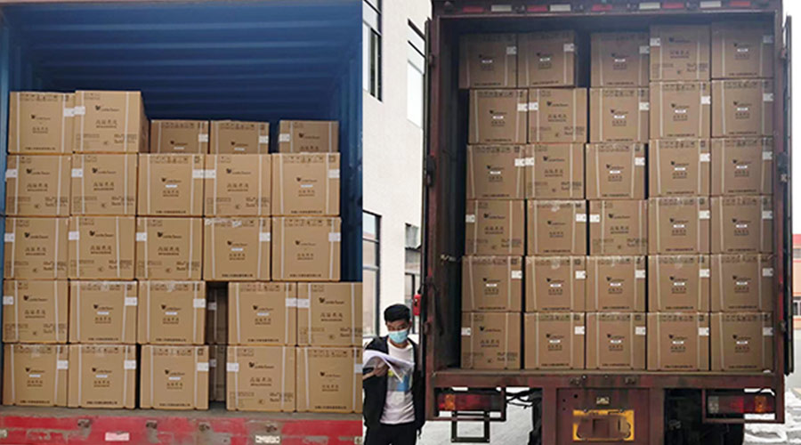 集裝箱裝柜進(jìn)行時！金環(huán)電器客戶迷你洗衣機(jī)順利發(fā)貨！