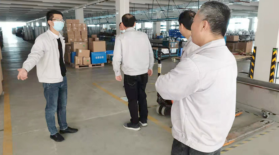 查隱患 防事故！金環(huán)電器領(lǐng)導(dǎo)開(kāi)展節(jié)前安全檢查